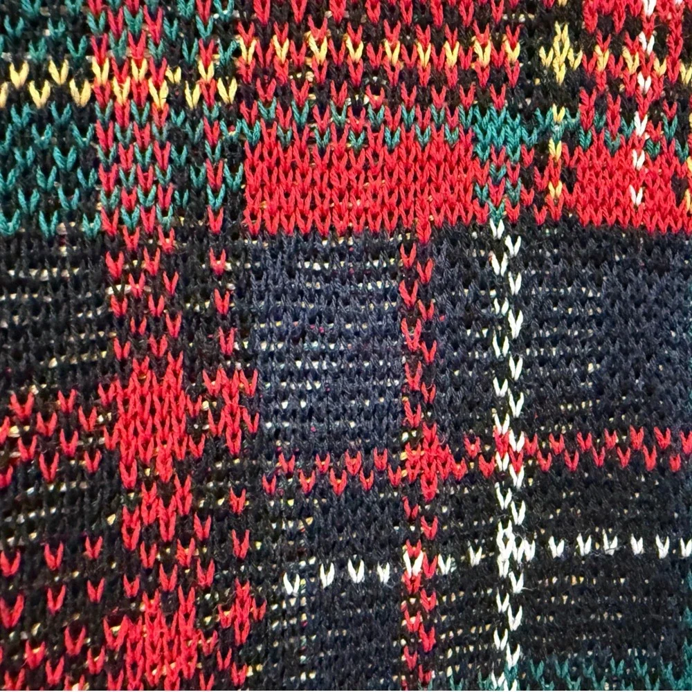 Old Navy Kids XL 14-16 Festive Crew Neck Plaid Sweater Red Green